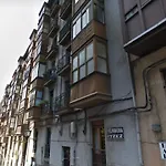 Homestay A 5 Minutos Andando Del Casco Viejo, Ayuntamiento, Plaza Circular Y Gran Via De Y Proximo A 2 Lineas De Metro *
