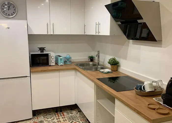 A 5 Minutos Andando Del Casco Viejo, Ayuntamiento, Plaza Circular Y Gran Via De Y Proximo A 2 Lineas De Metro Bilbao