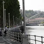 A 5 Minutos Andando Del Casco Viejo, Ayuntamiento, Plaza Circular Y Gran Via De Y Proximo A 2 Lineas De Metro ビルバオ