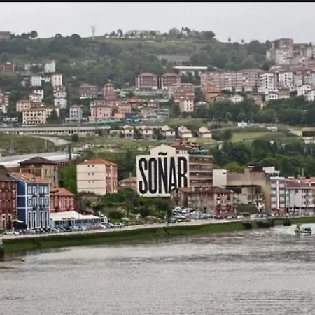 A 5 Minutos Andando Del Casco Viejo, Ayuntamiento, Plaza Circular Y Gran Via De Y Proximo A 2 Lineas De Metro Bilbao