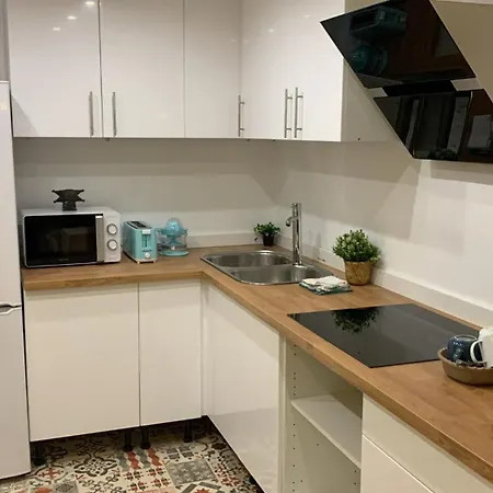 A 5 Minutos Andando Del Casco Viejo, Ayuntamiento, Plaza Circular Y Gran Via De Y Proximo A 2 Lineas De Metro Bilbao