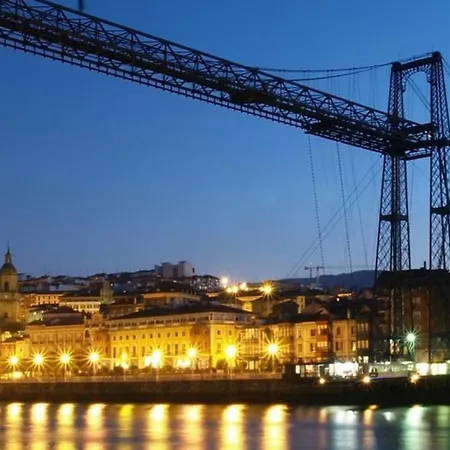 A 5 Minutos Andando Del Casco Viejo, Ayuntamiento, Plaza Circular Y Gran Via De Y Proximo A 2 Lineas De Metro