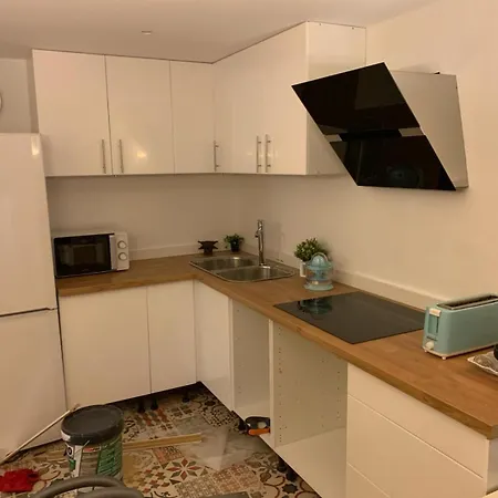 Homestay A 5 Minutos Andando Del Casco Viejo, Ayuntamiento, Plaza Circular Y Gran Via De Y Proximo A 2 Lineas De Metro *