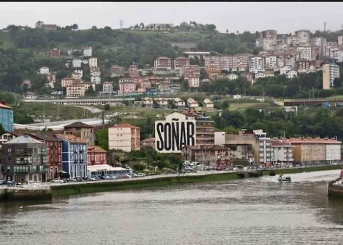 A 5 Minutos Andando Del Casco Viejo, Ayuntamiento, Plaza Circular Y Gran Via De Y Proximo A 2 Lineas De Metro Bilbao