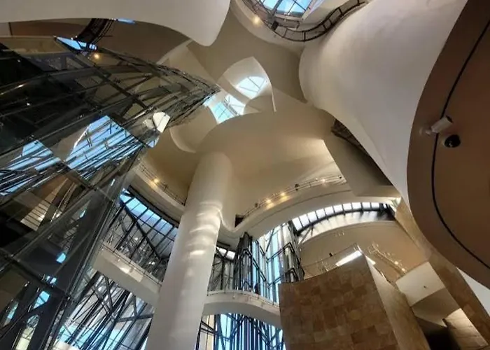 Séjour chez l'habitant A 5 Minutos Andando Del Casco Viejo, Ayuntamiento, Plaza Circular Y Gran Via De Y Proximo A 2 Lineas De Metro Bilbao