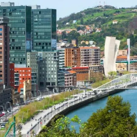 Homestay szállás A 5 Minutos Andando Del Casco Viejo, Ayuntamiento, Plaza Circular Y Gran Via De Y Proximo A 2 Lineas De Metro *