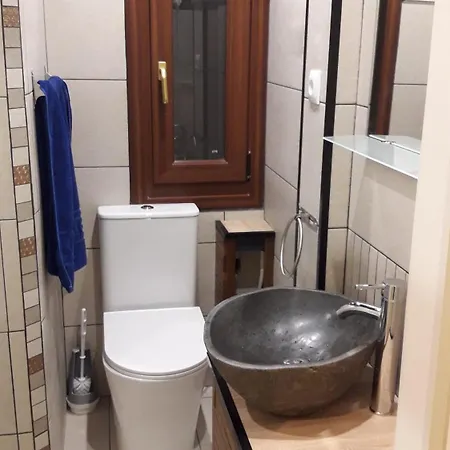 Проживание в семье A 5 Minutos Andando Del Casco Viejo, Ayuntamiento, Plaza Circular Y Gran Via De Y Proximo A 2 Lineas De Metro *